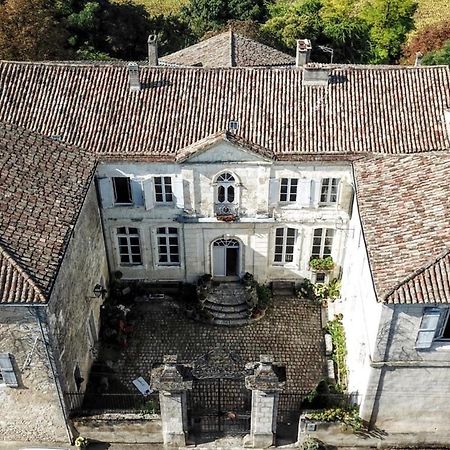 Cours De Thomazeau Panzió Castillonnès Kültér fotó