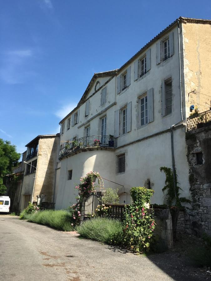 Cours De Thomazeau Panzió Castillonnès Kültér fotó